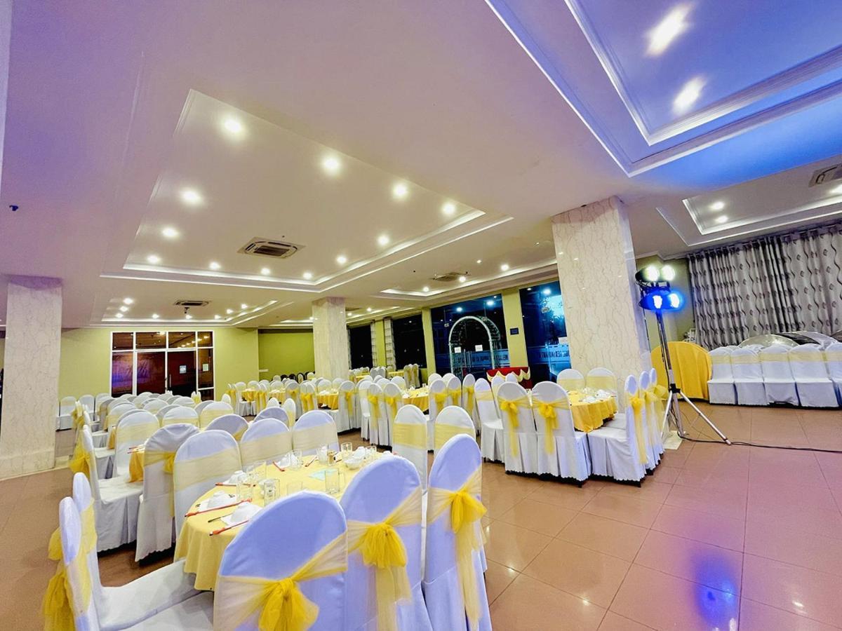 My Khe 2 Da Nang Seafront Hotel Eksteriør billede